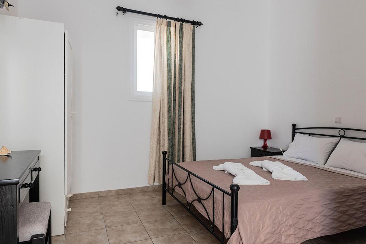 Anastasia Rooms 阿达玛斯 外观 照片