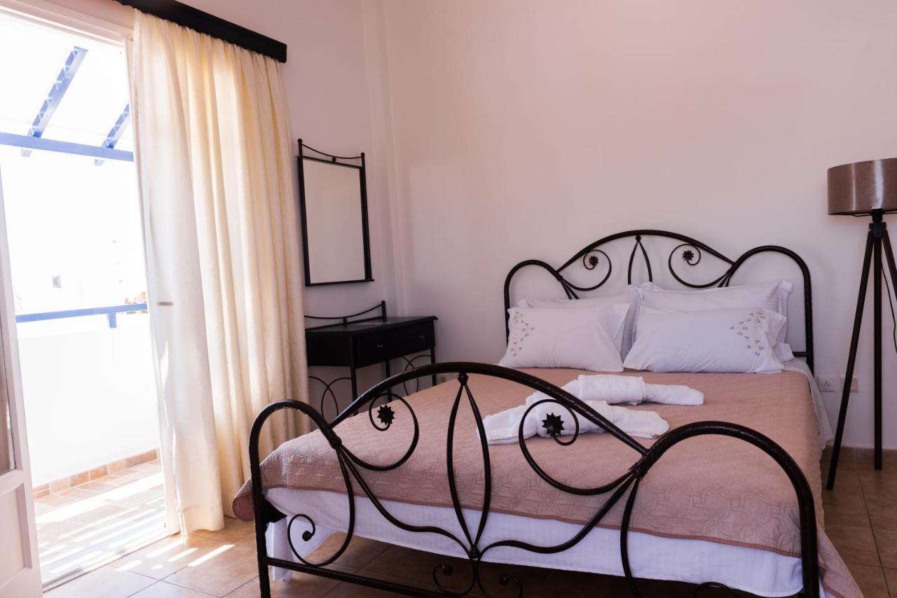 Anastasia Rooms 阿达玛斯 外观 照片